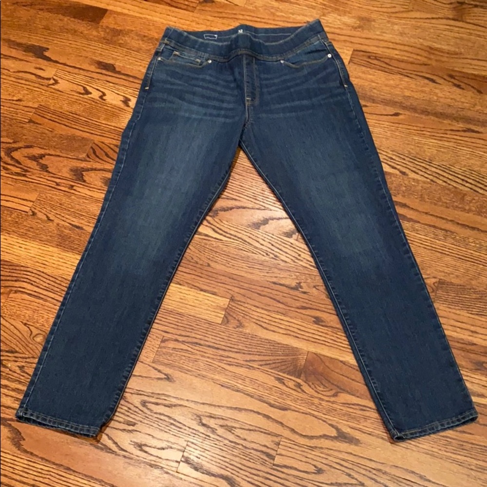 Levi Pull On Jeans